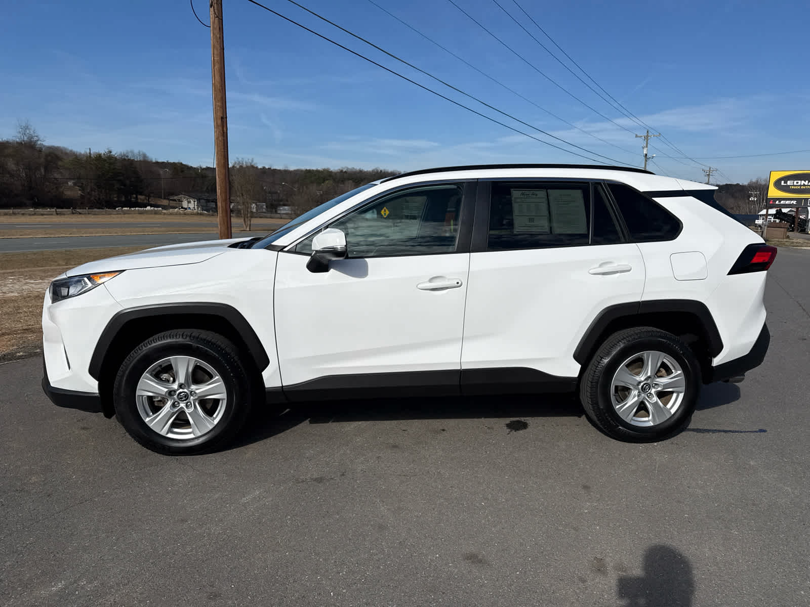 2020 Toyota RAV4 XLE