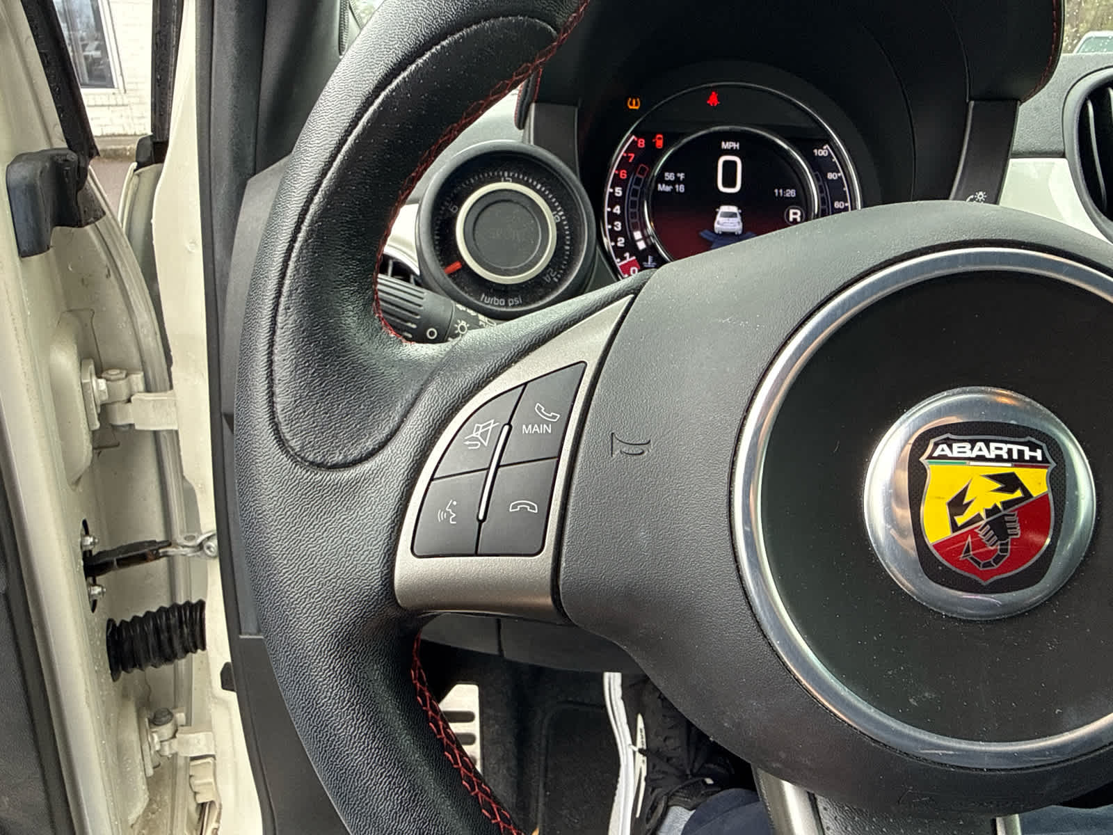 2017 FIAT 500 Abarth Base