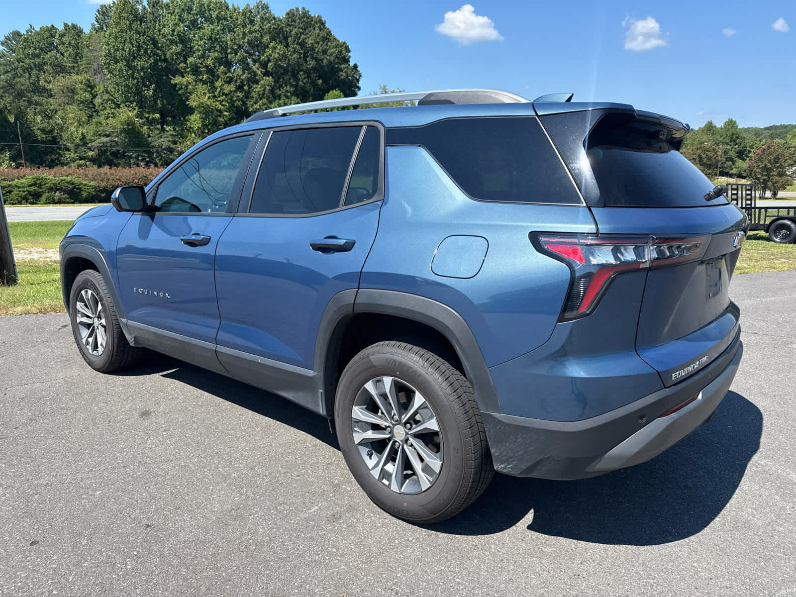 2025 Chevrolet Equinox AWD LT