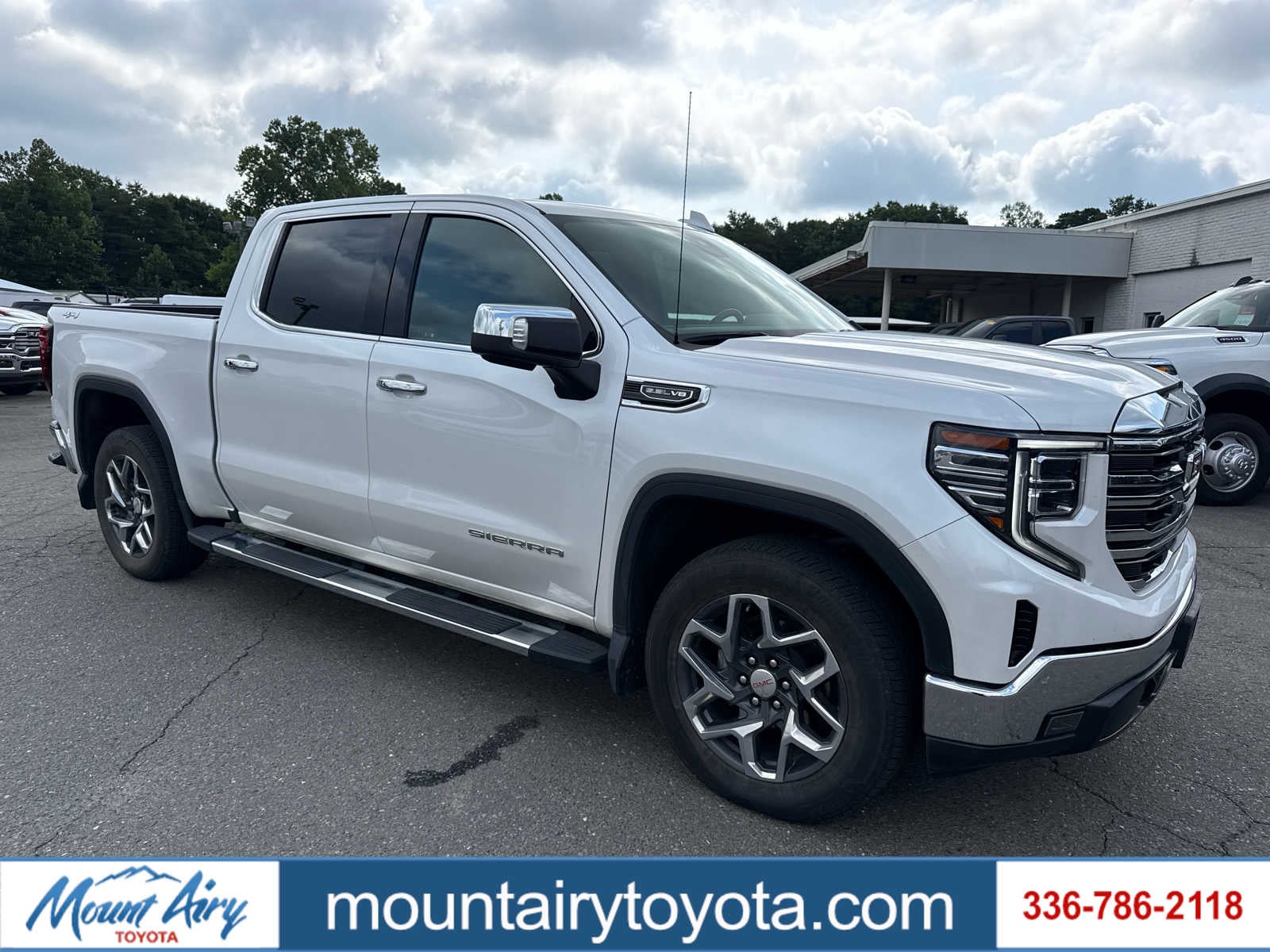 2023 GMC Sierra 1500 SLT
