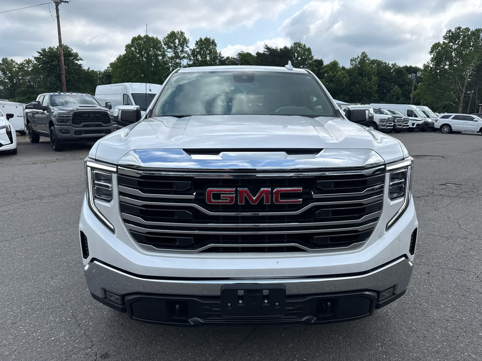 2023 GMC Sierra 1500 SLT
