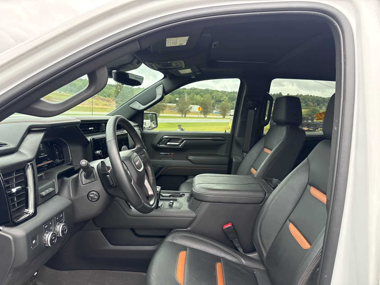 2024 GMC Sierra 1500 AT4