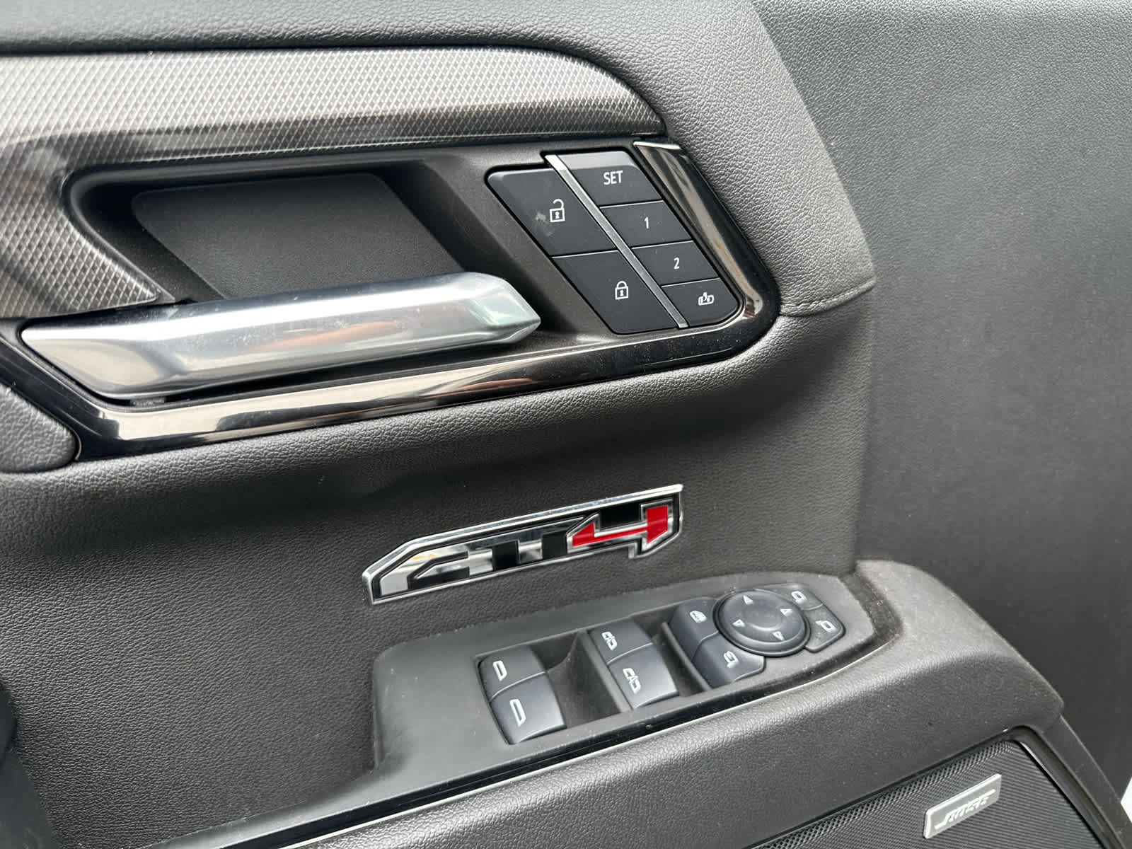2024 GMC Sierra 1500 AT4