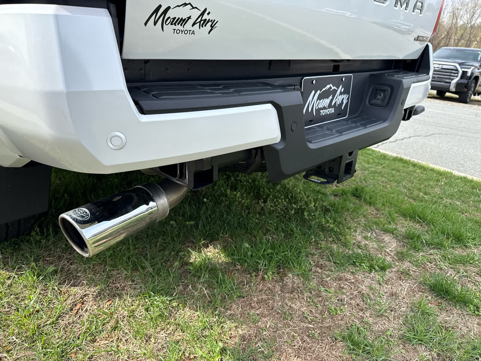 2024 Toyota Tacoma Limited Hybrid