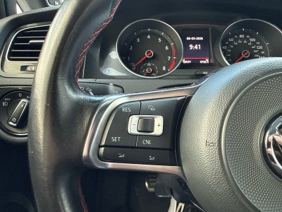 2017 Volkswagen Golf GTI SE