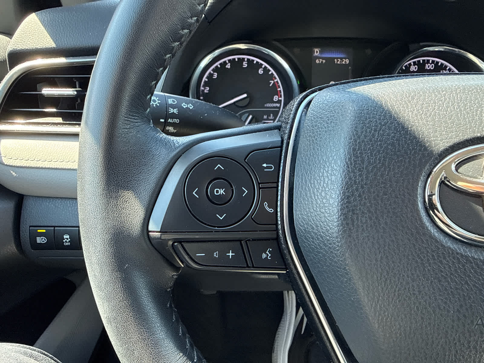 2019 Toyota Camry SE