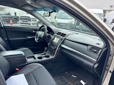 2016 Toyota Camry SE