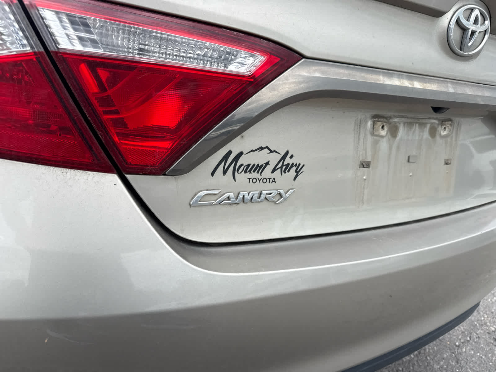 2016 Toyota Camry SE