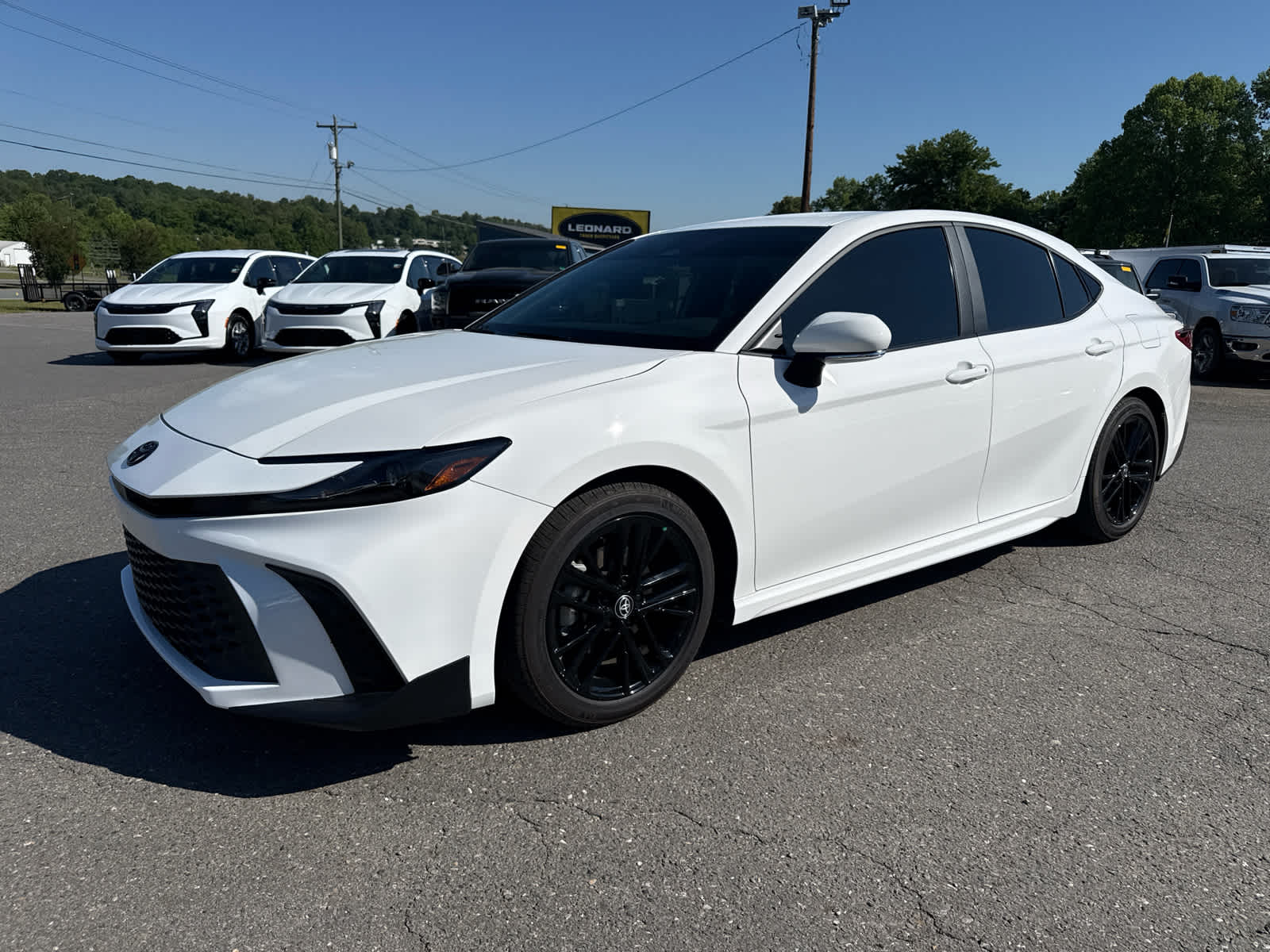 2025 Toyota Camry SE