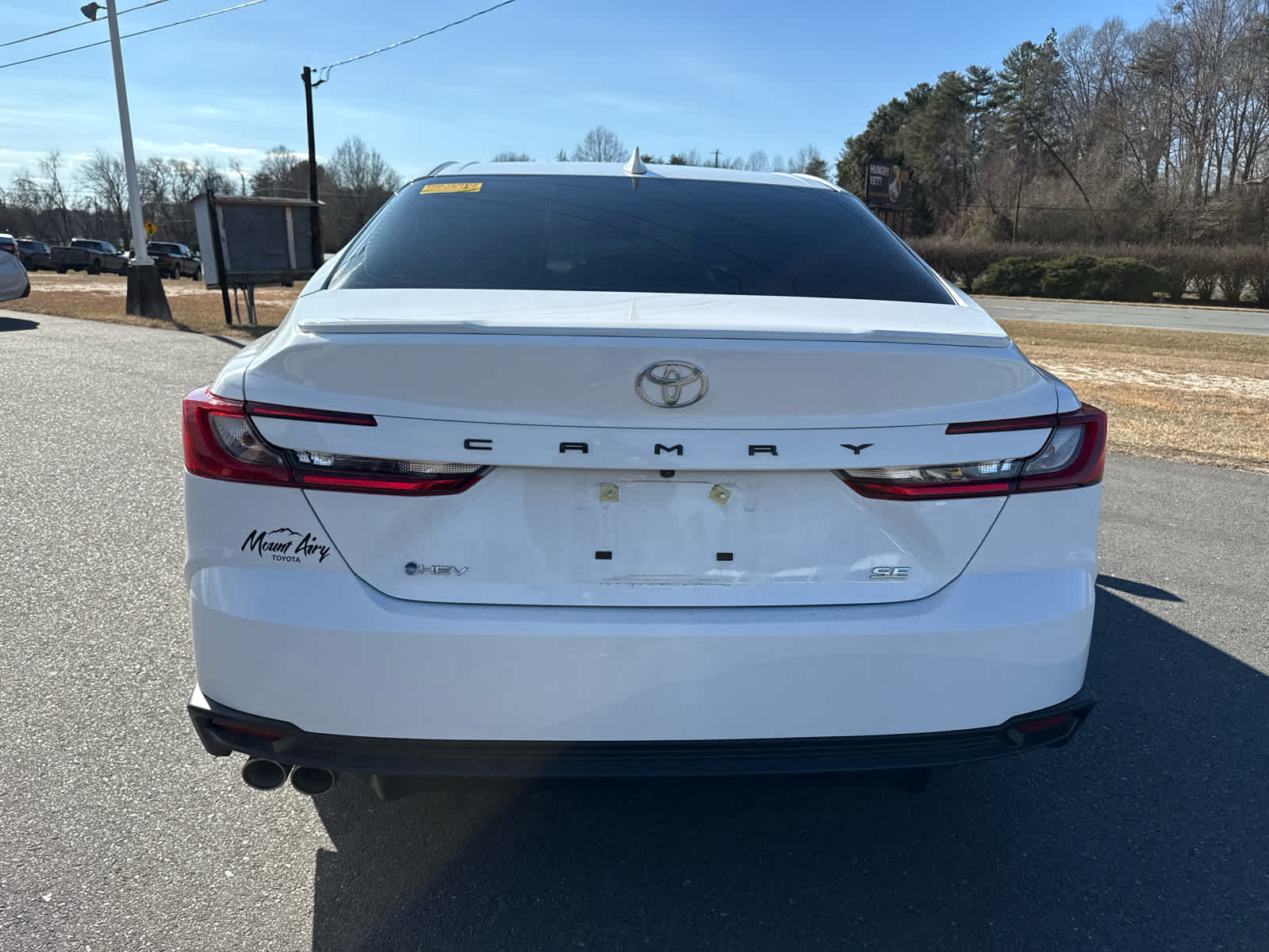 2025 Toyota Camry SE