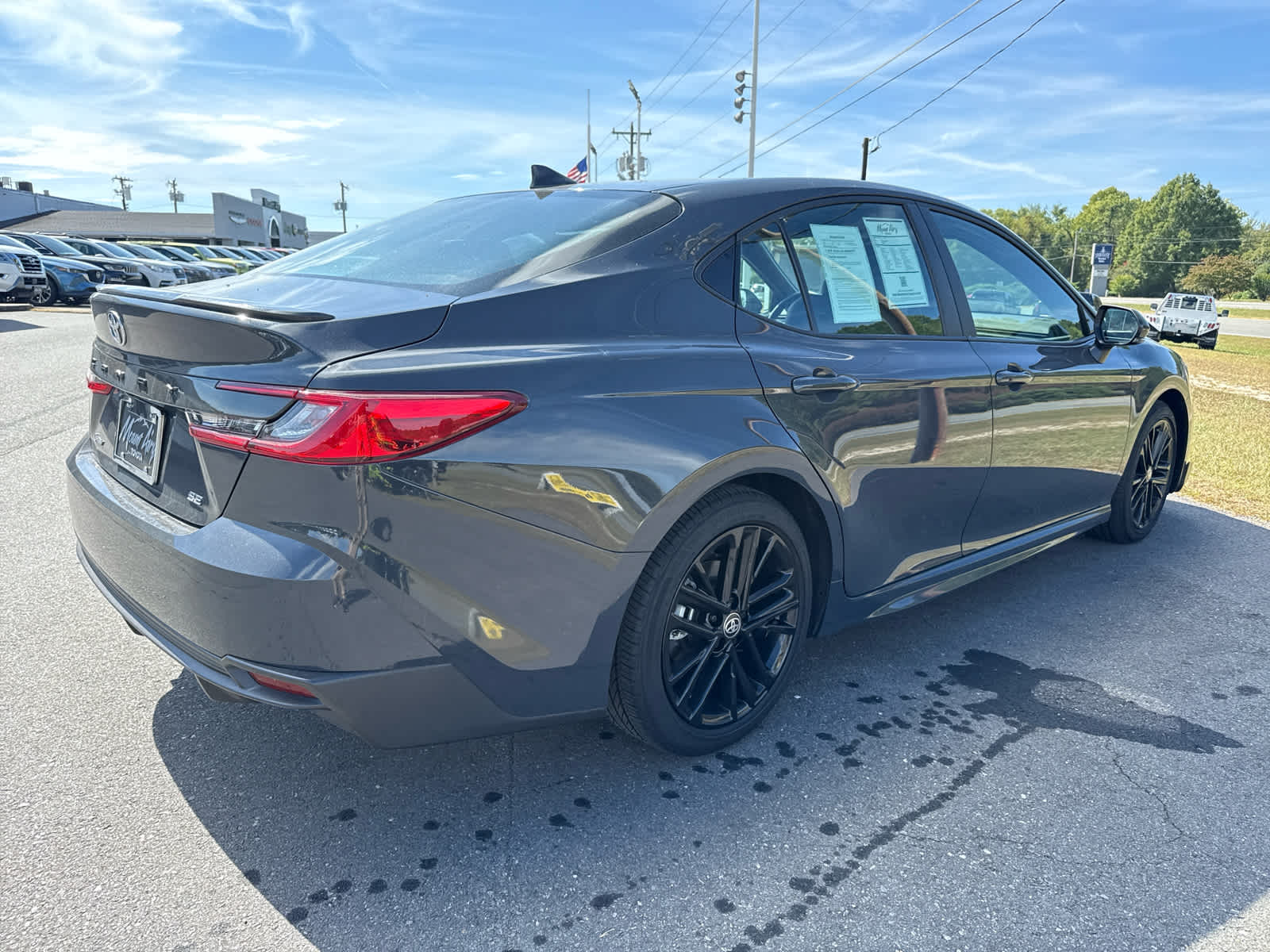 2025 Toyota Camry SE