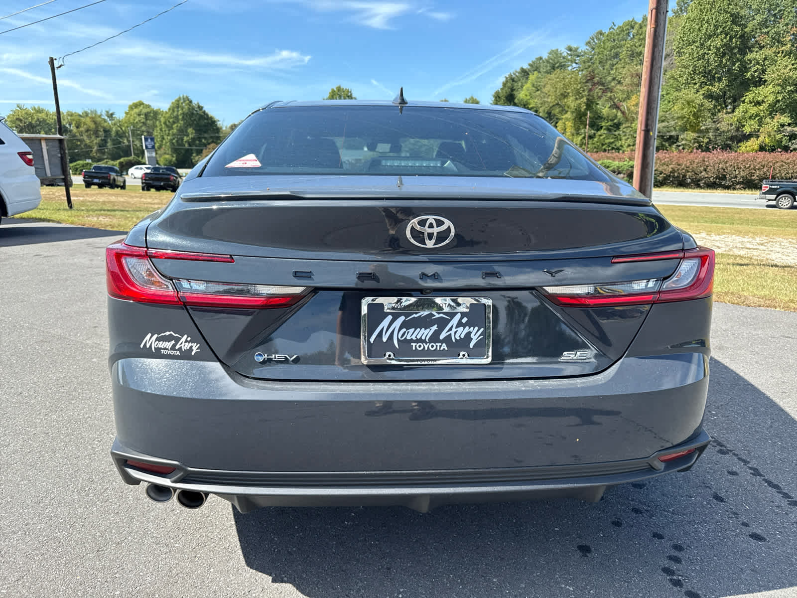 2025 Toyota Camry SE