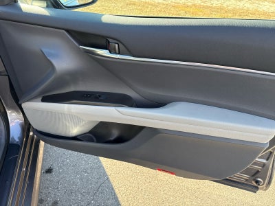 2024 Toyota Camry Hybrid LE