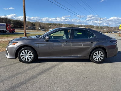 2024 Toyota Camry Hybrid LE