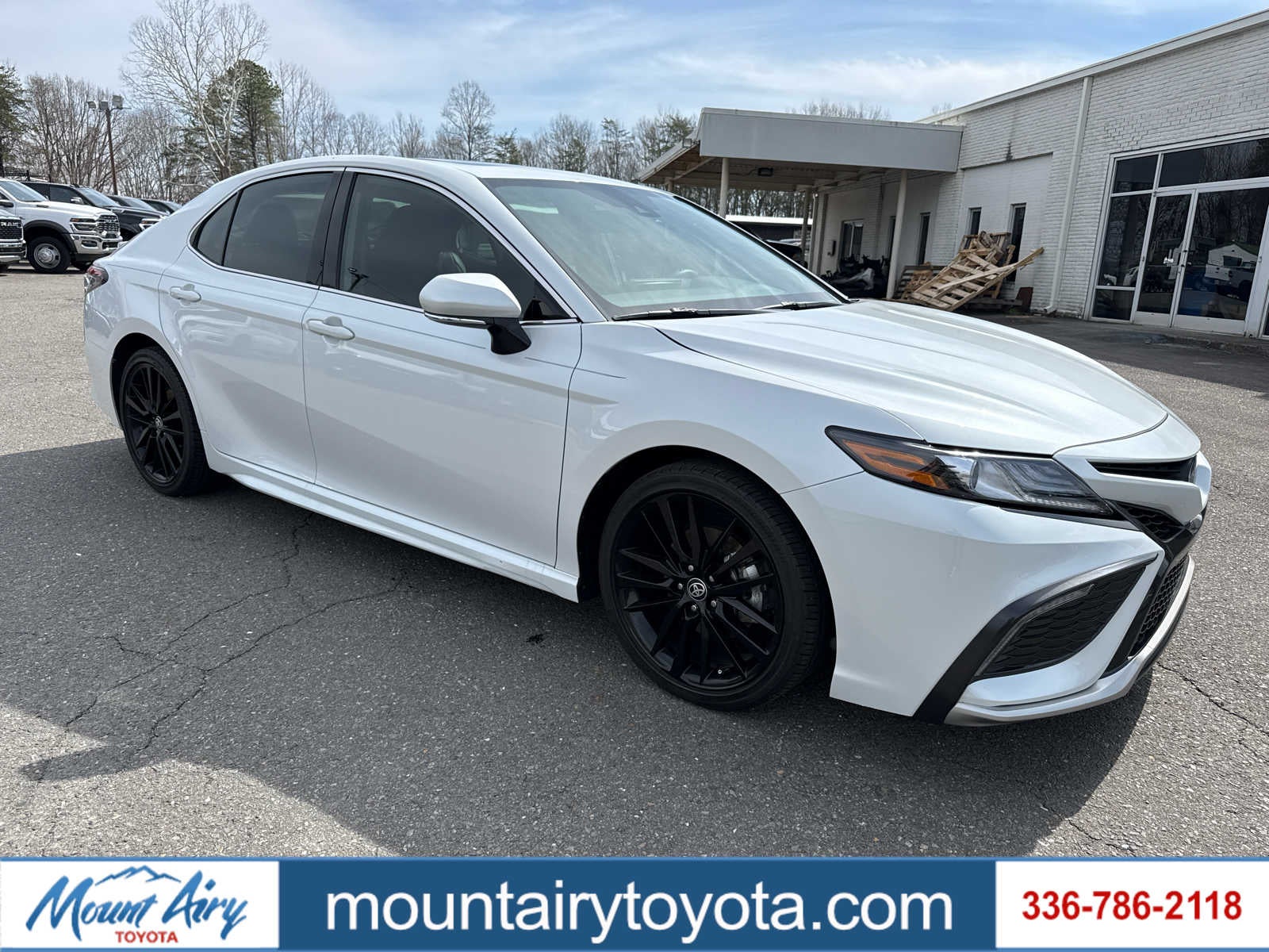 2024 Toyota Camry Hybrid XSE