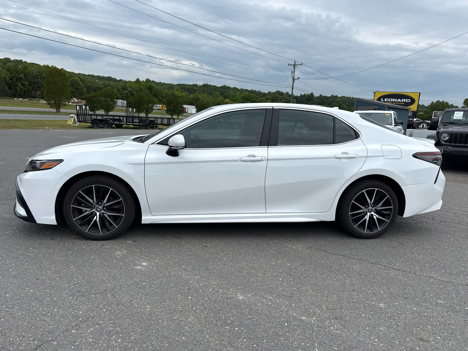 2024 Toyota Camry SE