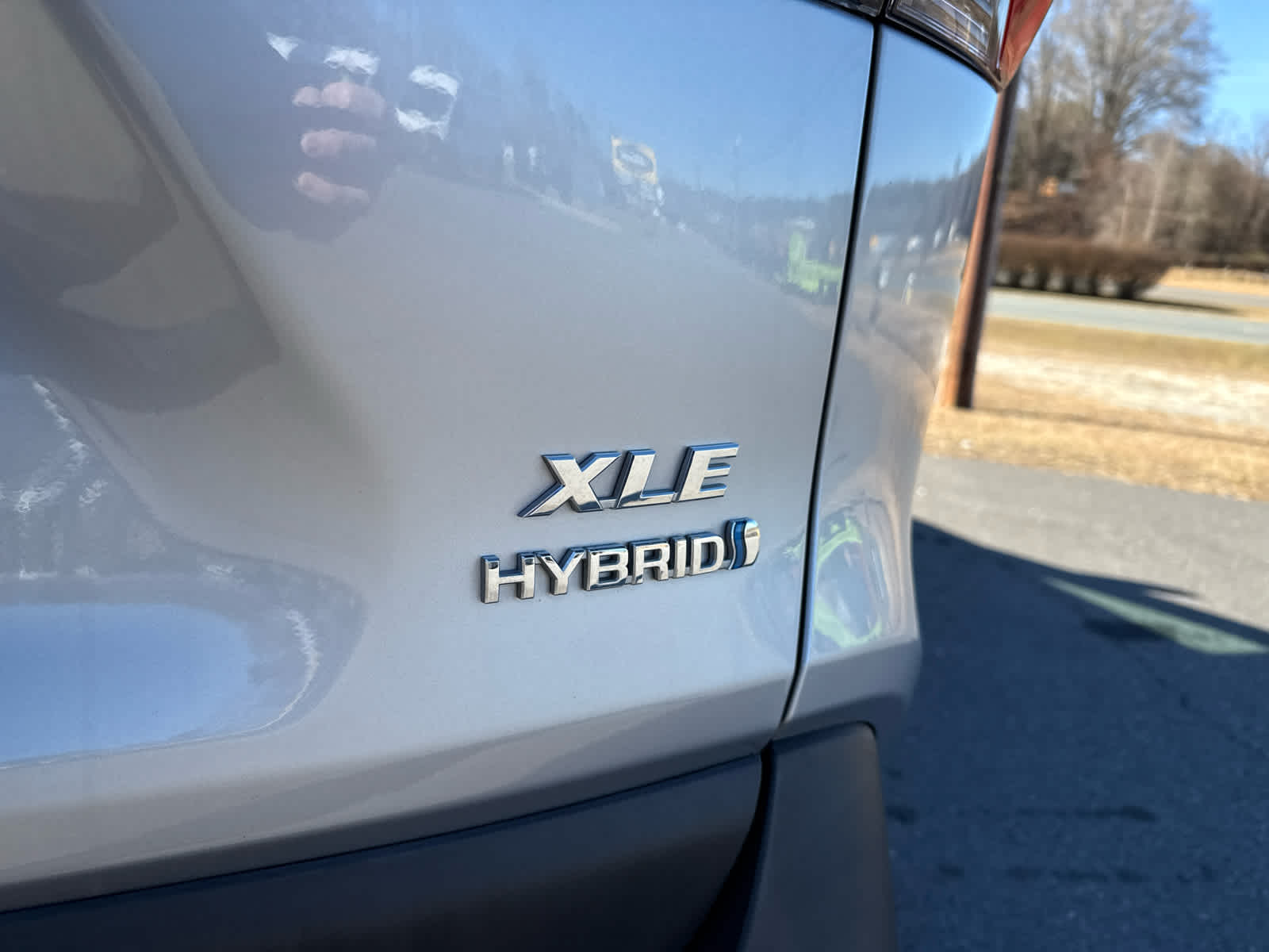 2024 Toyota RAV4 Hybrid XLE