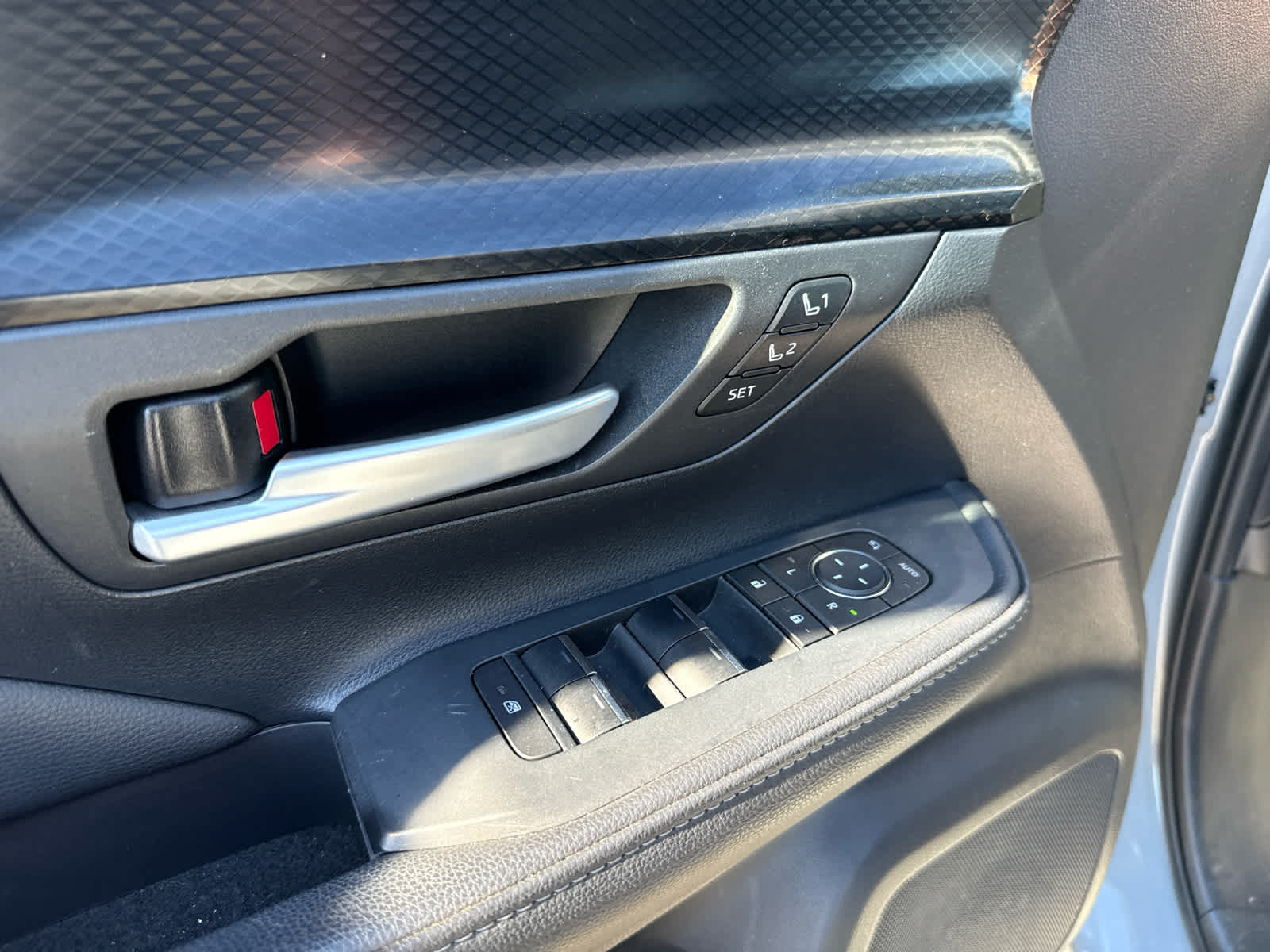 2025 Toyota Grand Highlander Hybrid MAX Platinum