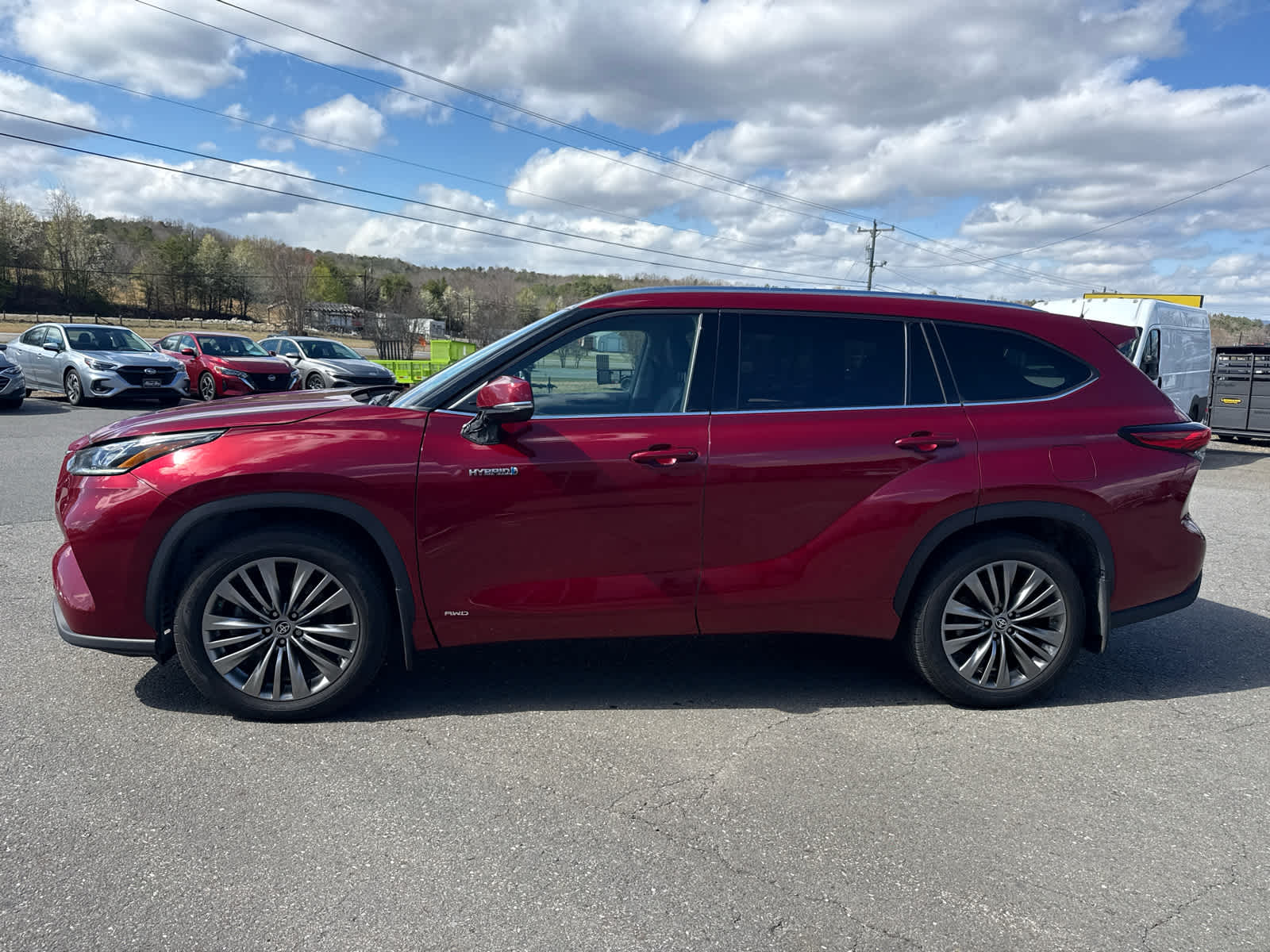 2021 Toyota Highlander Hybrid Platinum