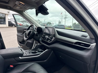 2021 Toyota Highlander Hybrid XLE