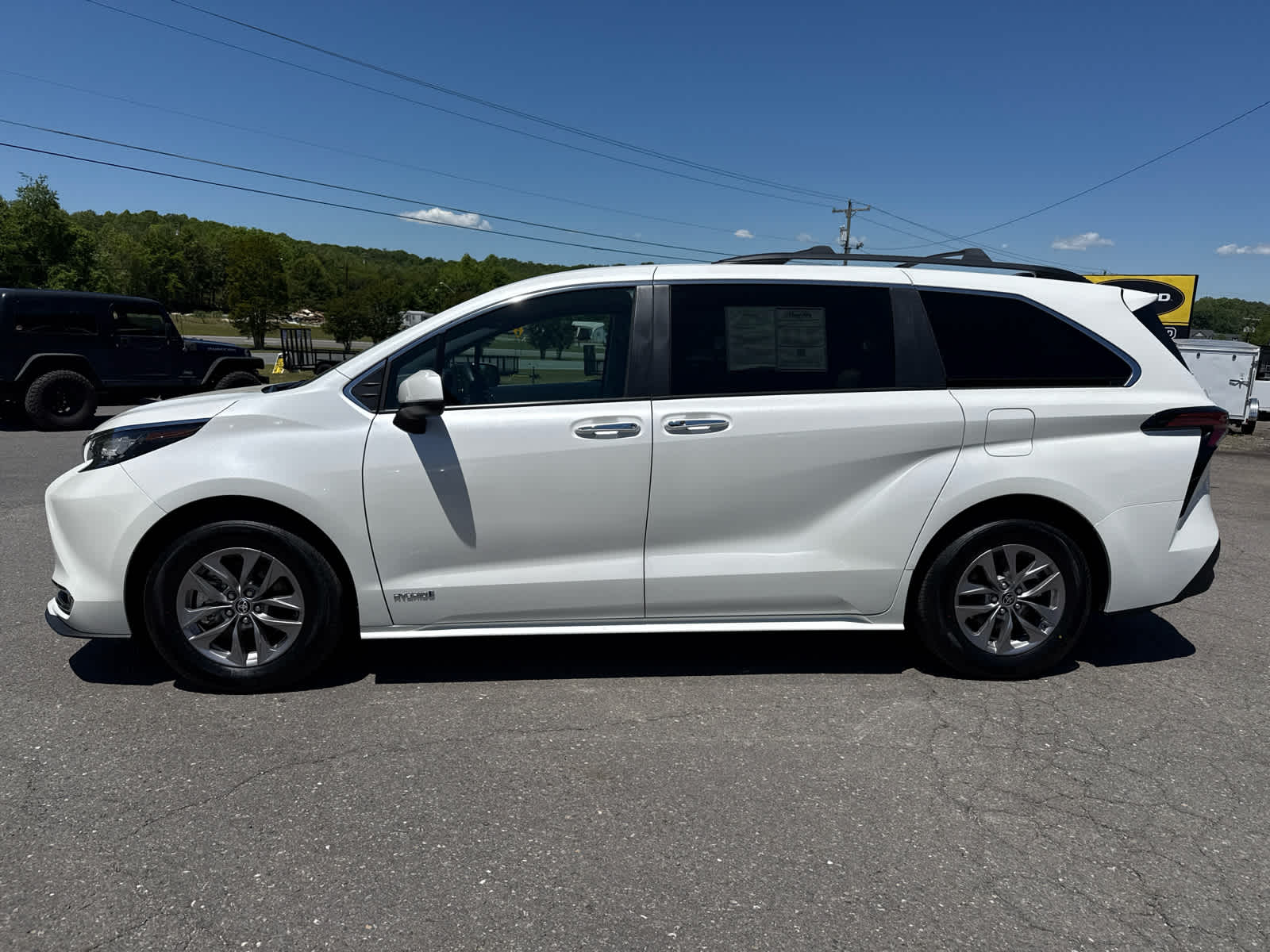 2021 Toyota Sienna XLE