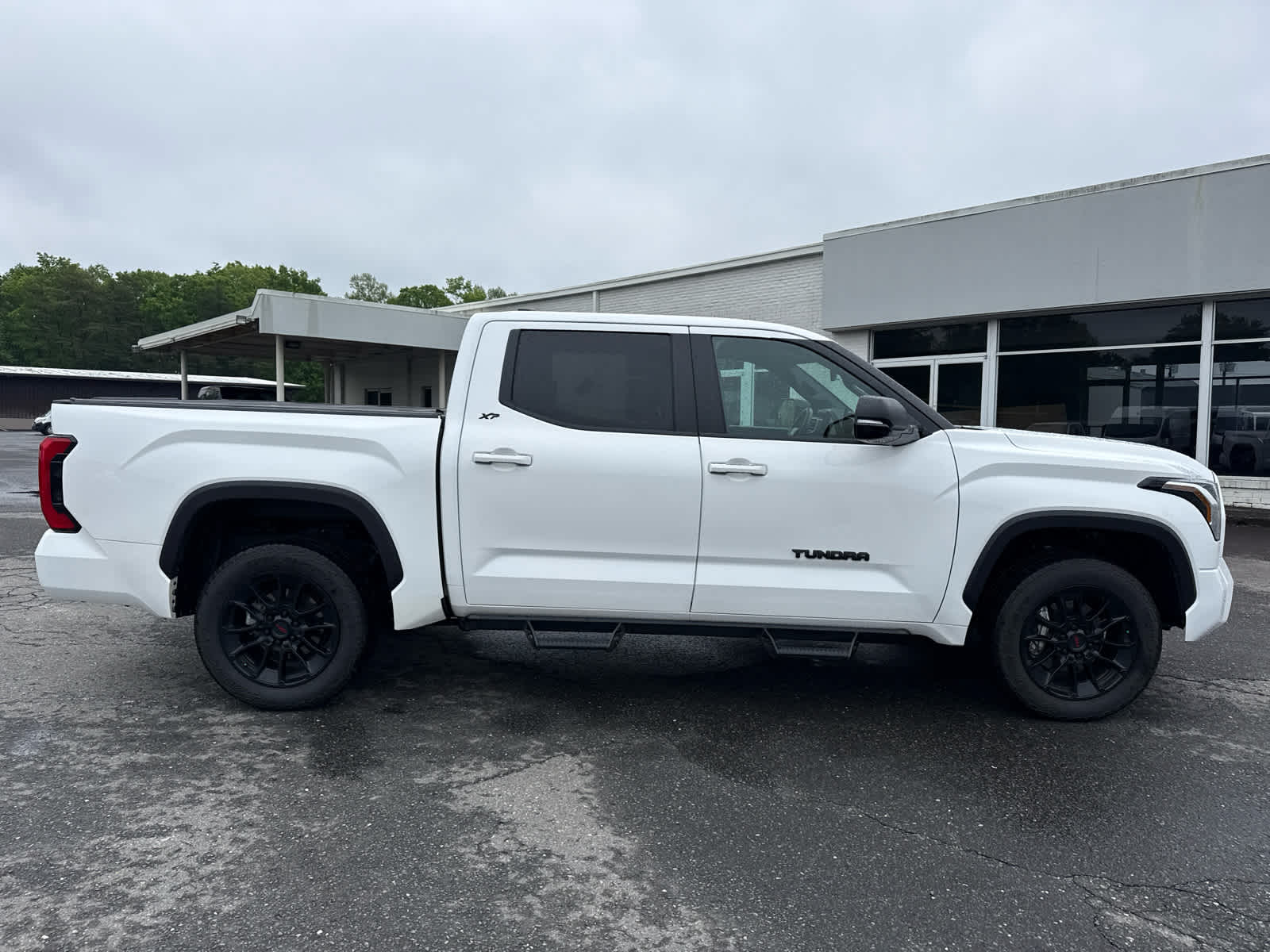 2025 Toyota Tundra SR5