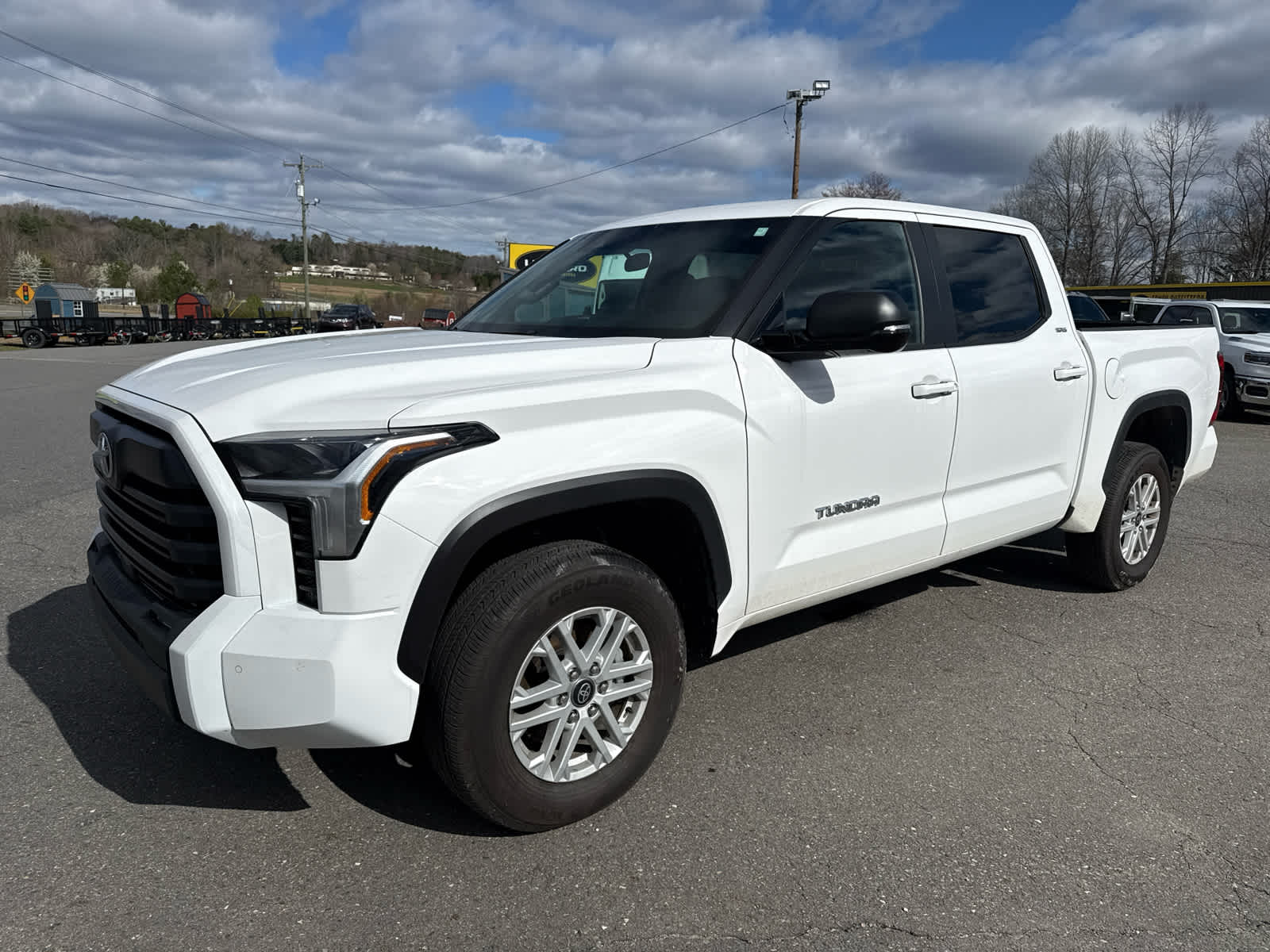 2025 Toyota Tundra SR5