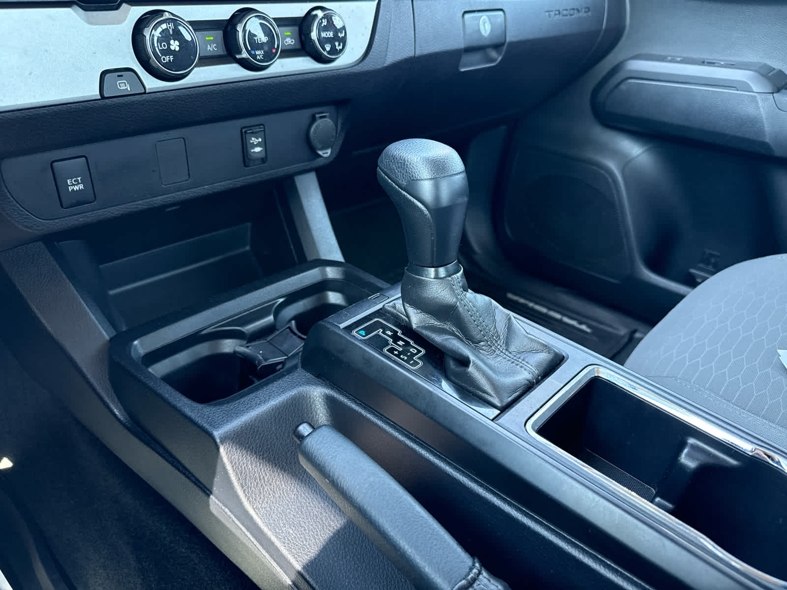 2018 Toyota Tacoma SR