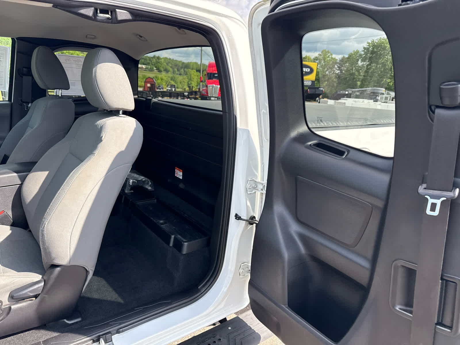 2020 Toyota Tacoma SR