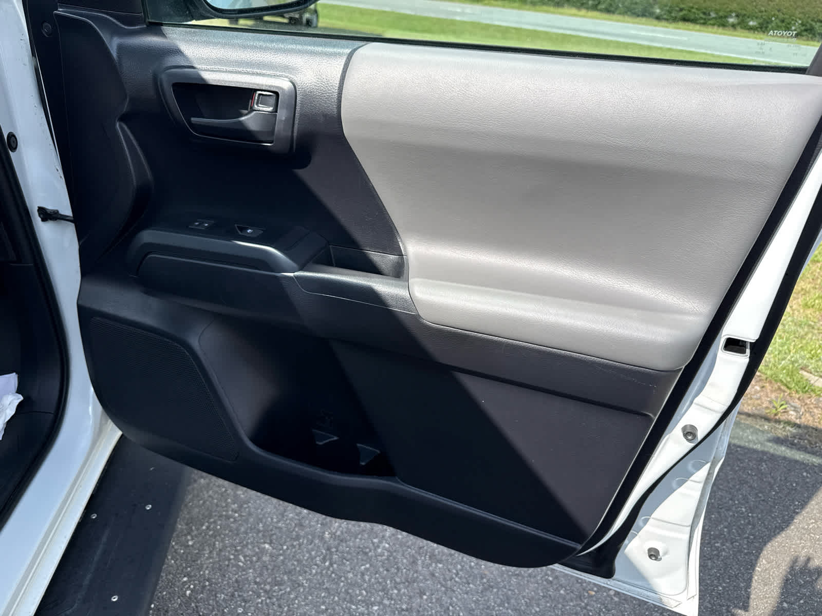 2020 Toyota Tacoma SR