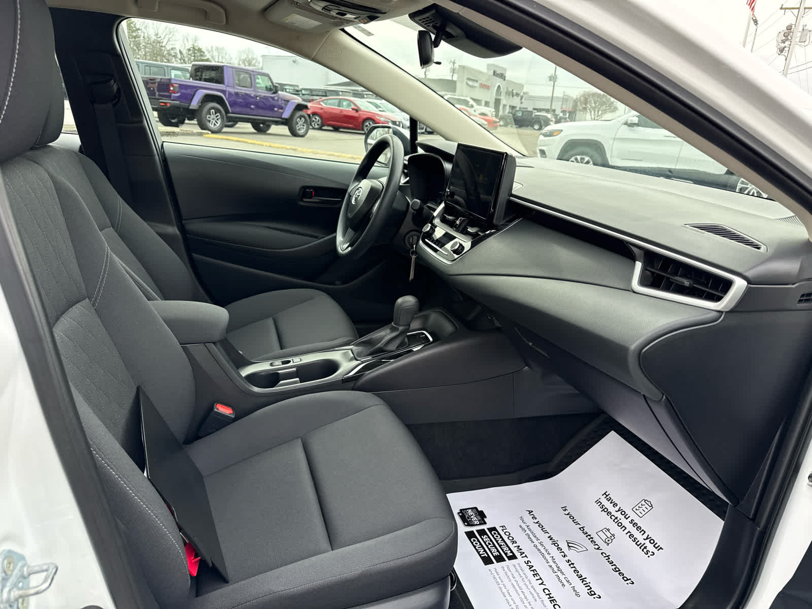 2025 Toyota Corolla LE