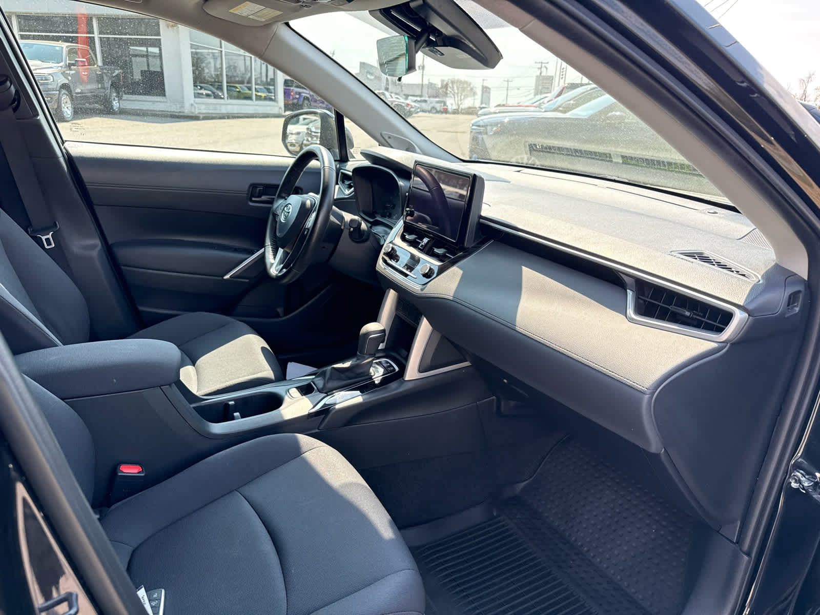 2024 Toyota Corolla Cross LE