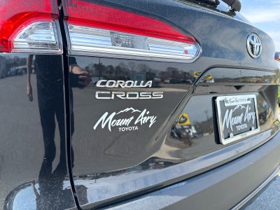 2024 Toyota Corolla Cross LE