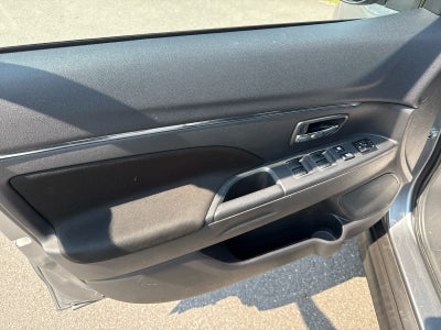 2024 Mitsubishi Outlander Sport ES