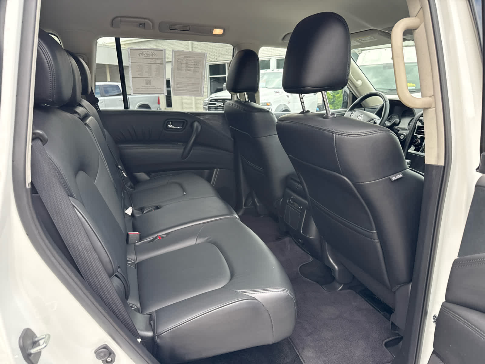2024 Nissan Armada SV