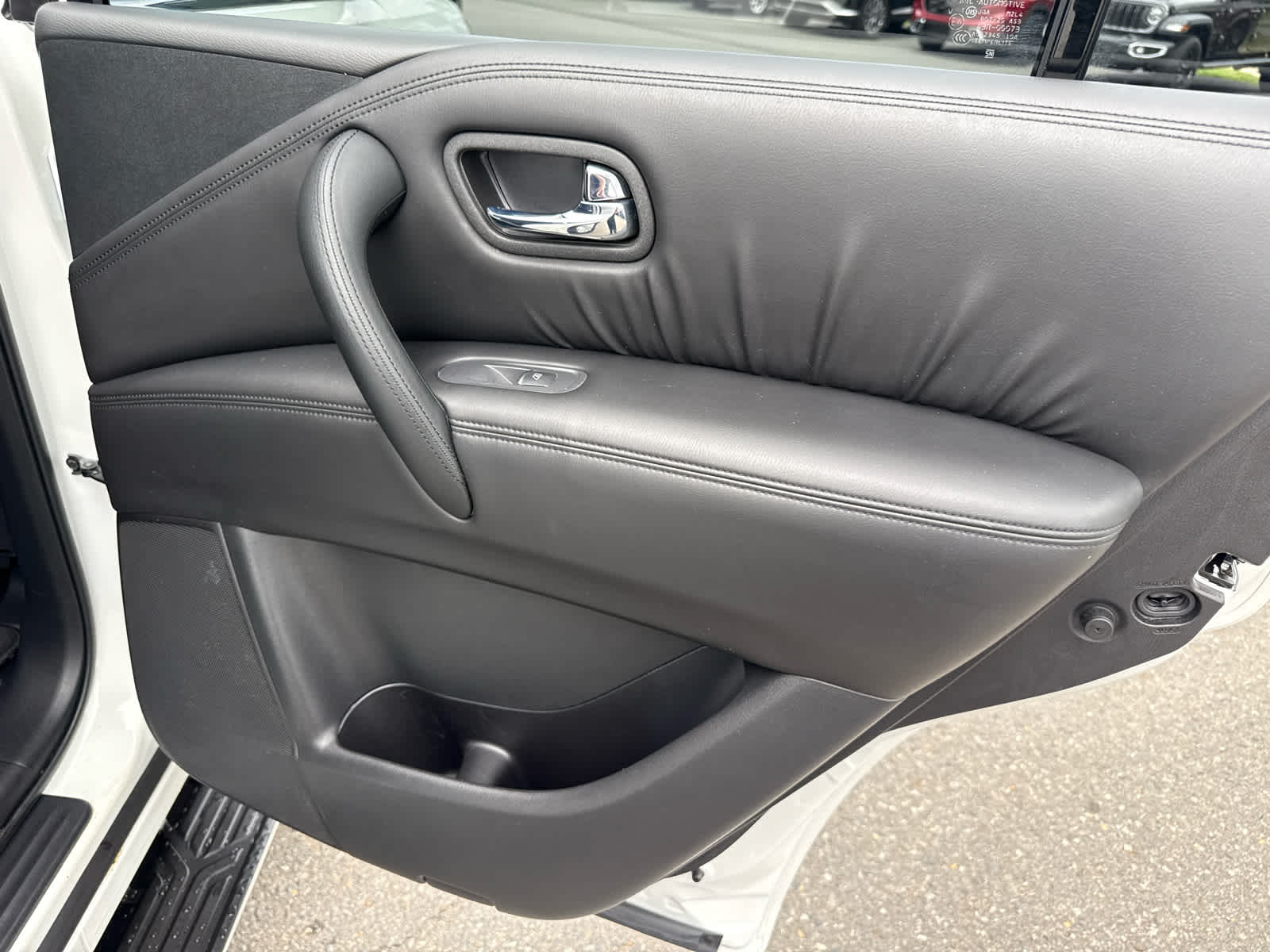 2024 Nissan Armada SV