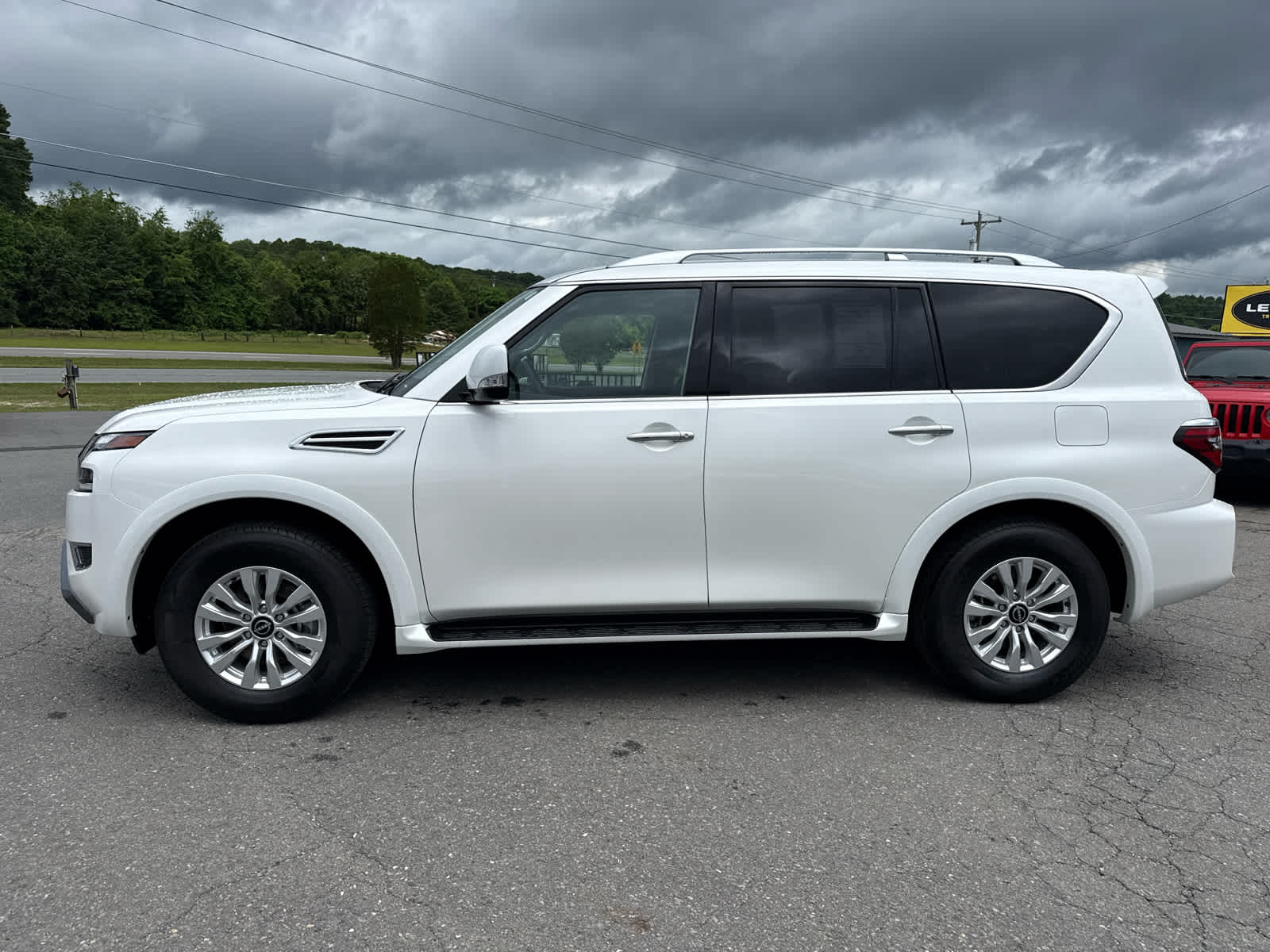 2024 Nissan Armada SV