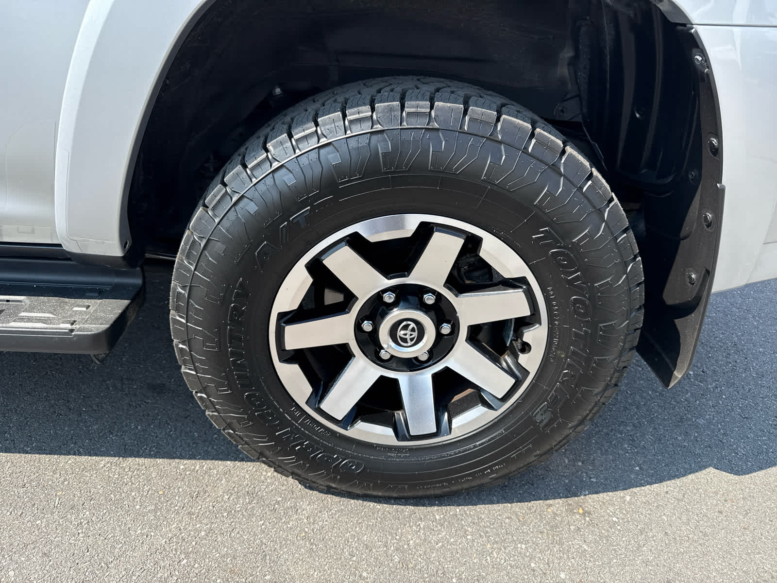 2024 Toyota 4Runner TRD Off Road