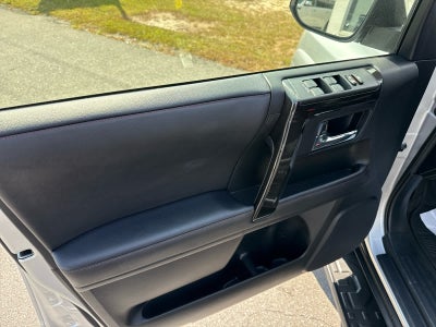 2024 Toyota 4Runner TRD Off Road