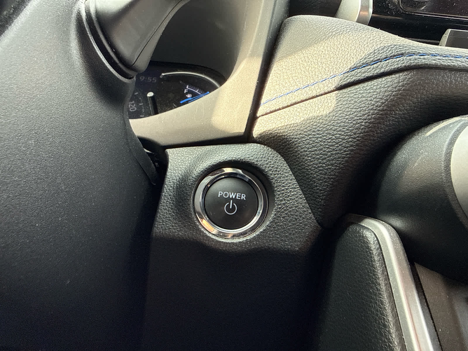 2023 Toyota RAV4 Hybrid SE