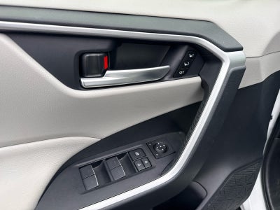 2025 Toyota RAV4 Hybrid XLE Premium