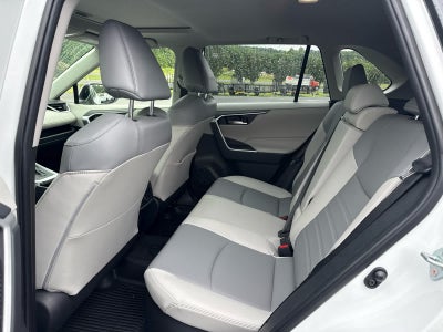 2025 Toyota RAV4 Hybrid XLE Premium
