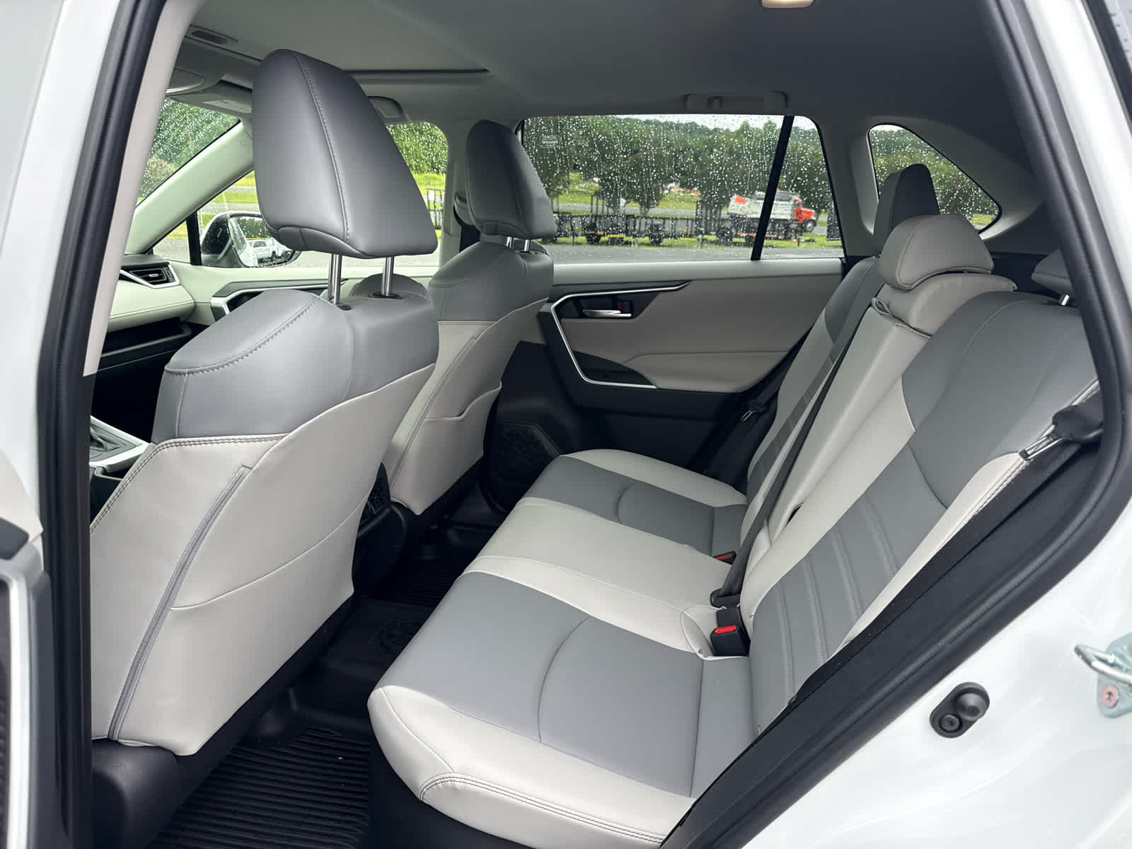 2025 Toyota RAV4 Hybrid XLE Premium