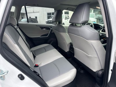 2025 Toyota RAV4 Hybrid XLE Premium