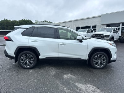 2025 Toyota RAV4 Hybrid XLE Premium