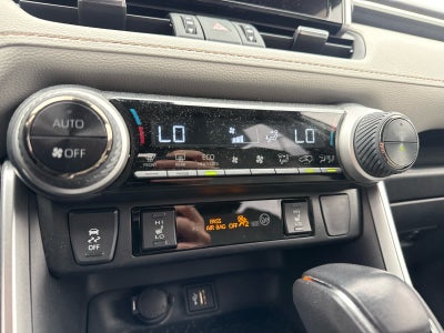 2025 Toyota RAV4 Hybrid XLE Premium
