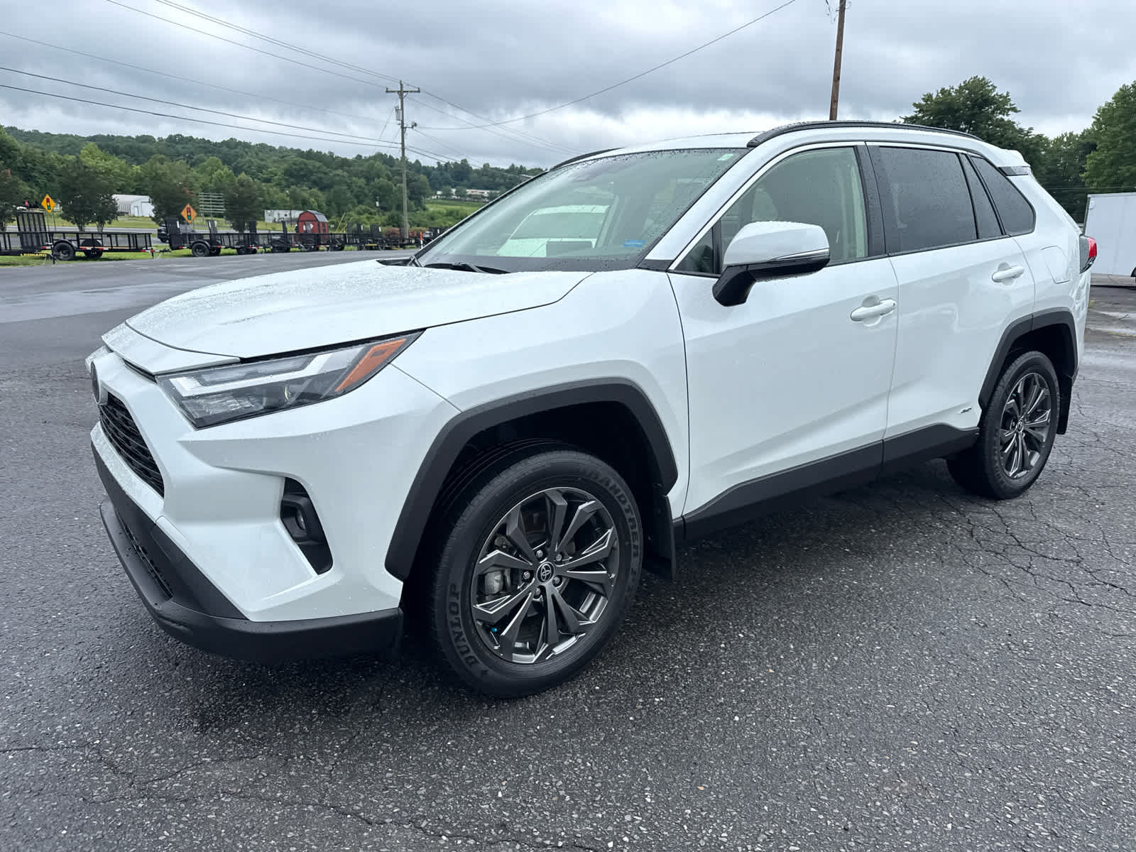 2025 Toyota RAV4 Hybrid XLE Premium
