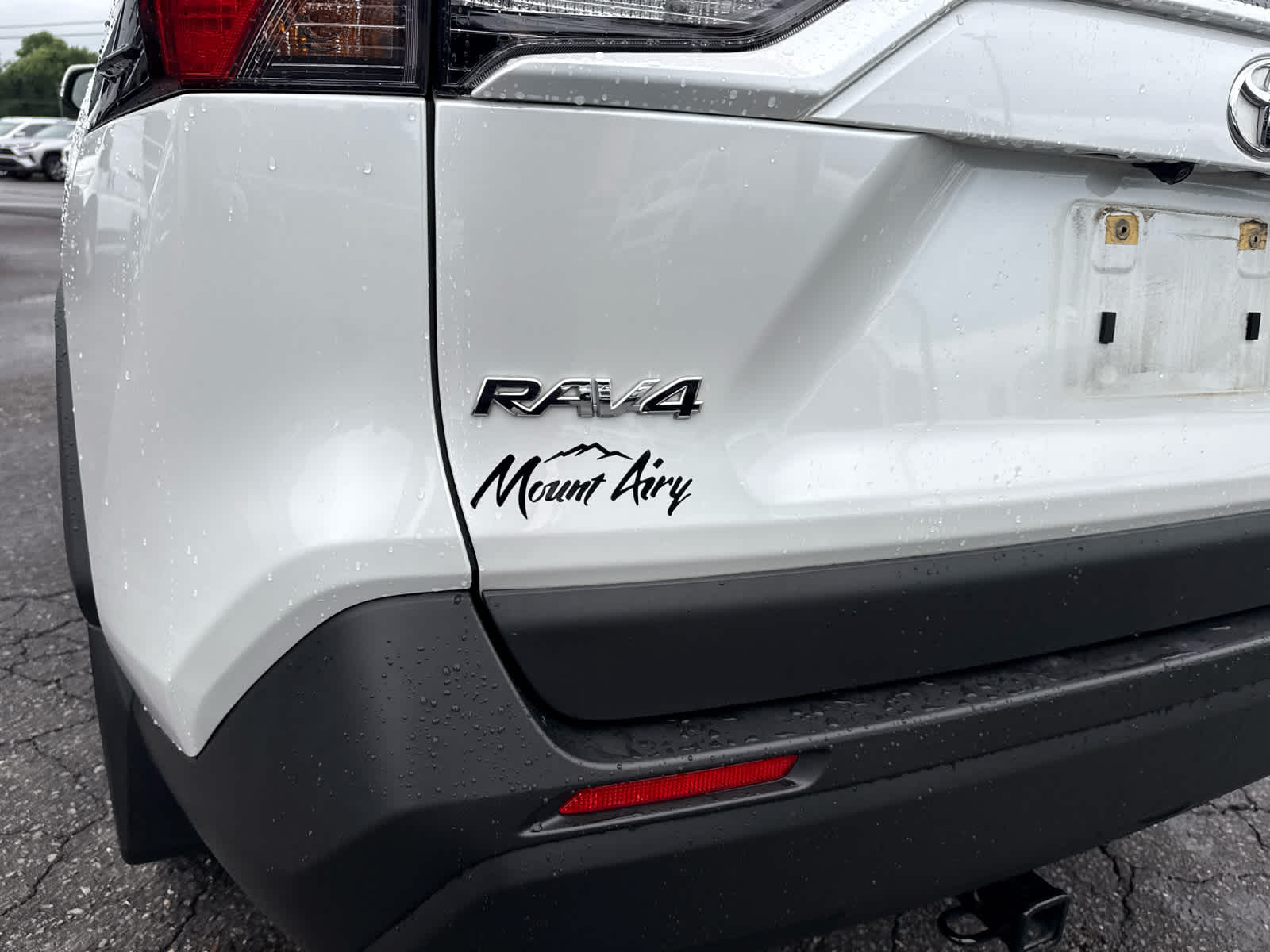 2025 Toyota RAV4 Hybrid XLE Premium