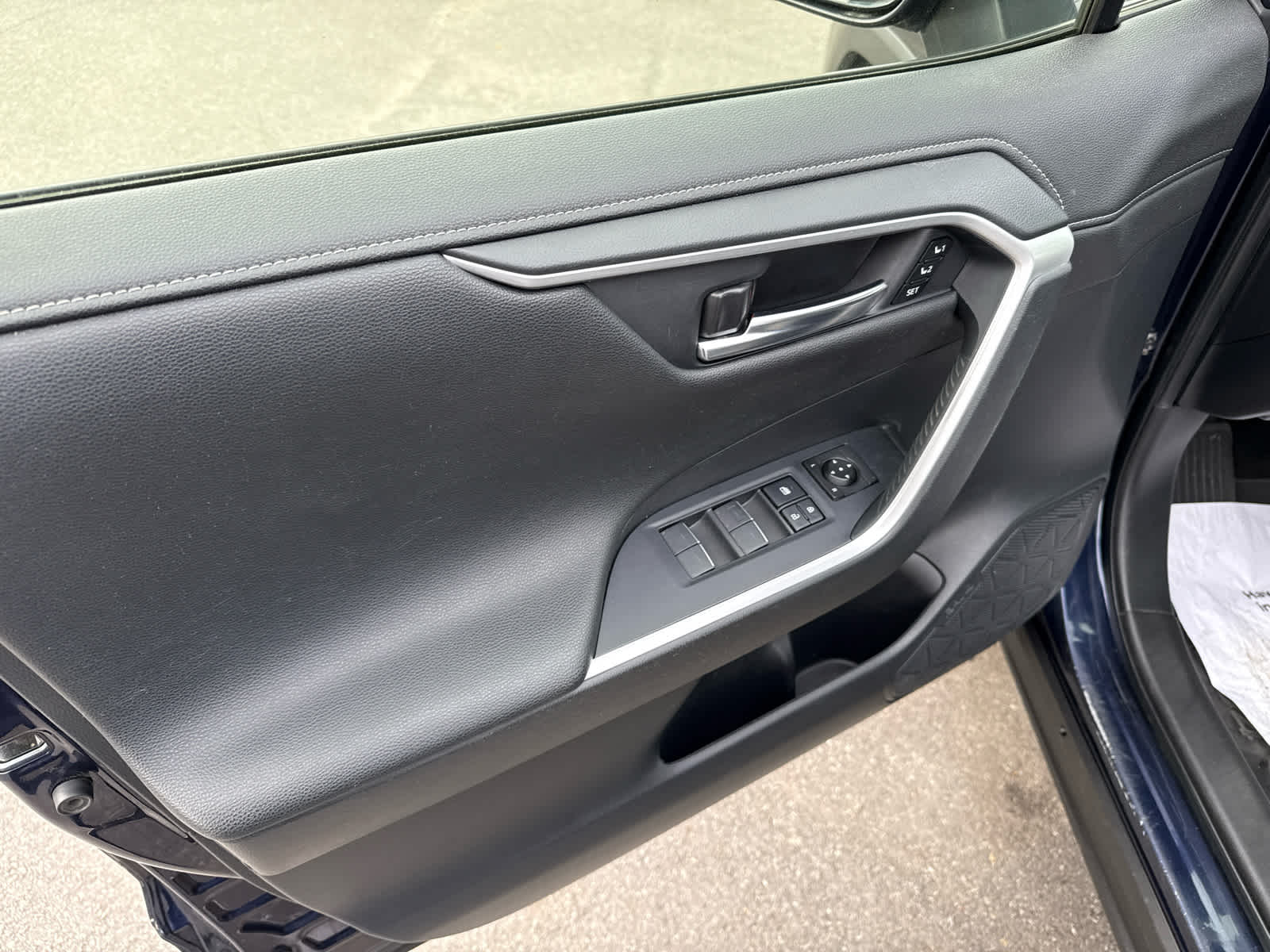 2022 Toyota RAV4 Limited