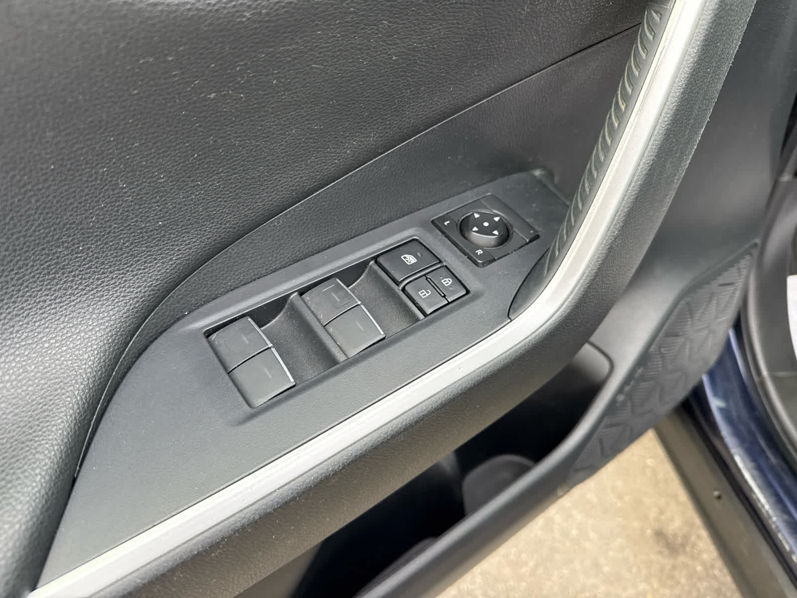 2022 Toyota RAV4 Limited